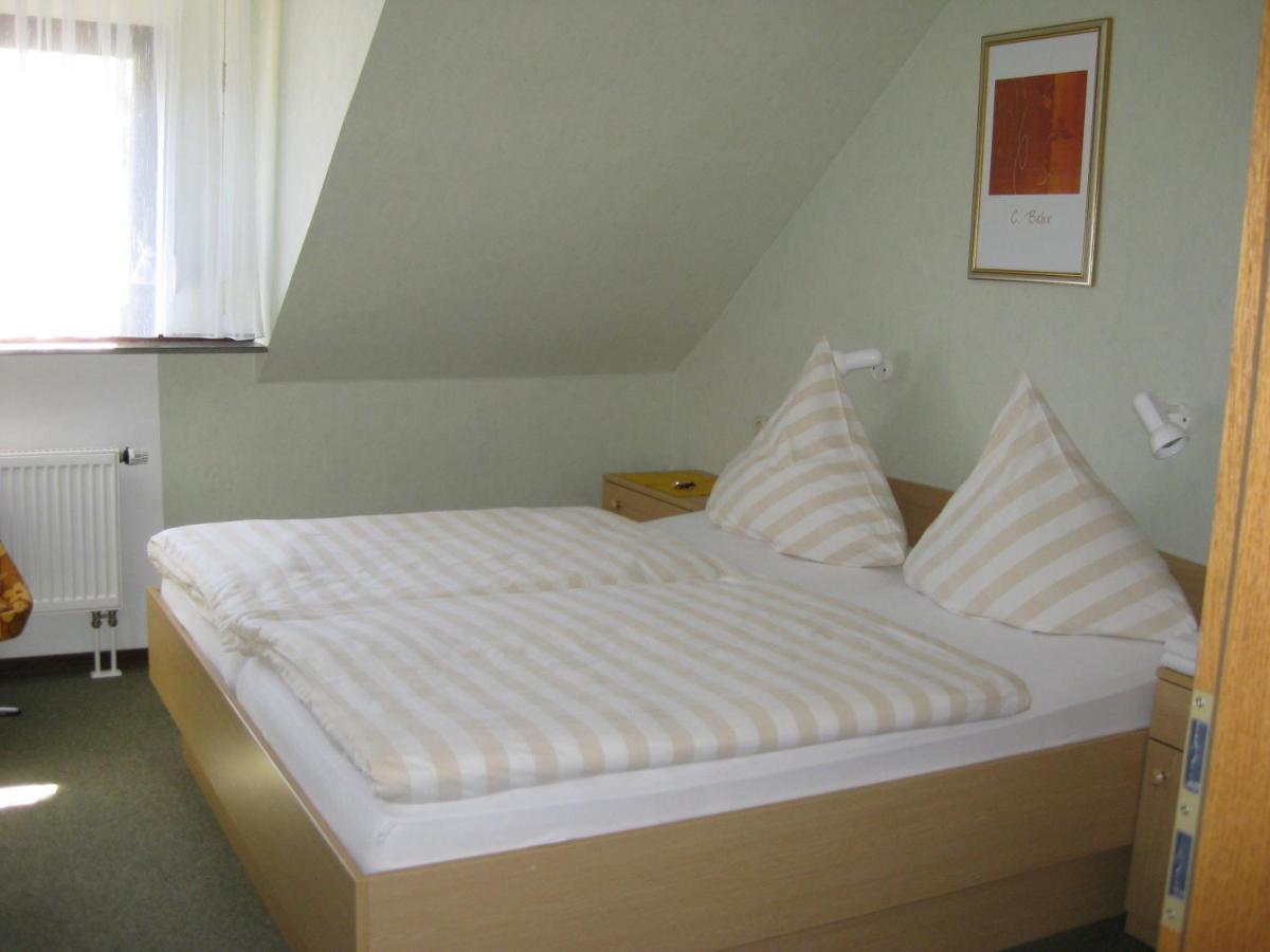 Mosel-Appartements Nehren Zell an der Mosel Exterior photo