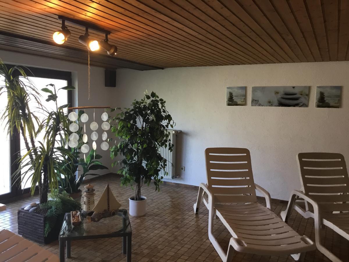 Mosel-Appartements Nehren Zell an der Mosel Exterior photo